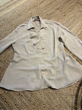 Renuar womens V-neck ruffle front button blouse tan size 17 adjustable sleeve